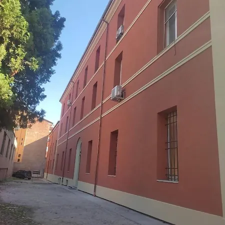 Daire Guesthost - Bo16 2 Min Walk From Porta San Donato! *